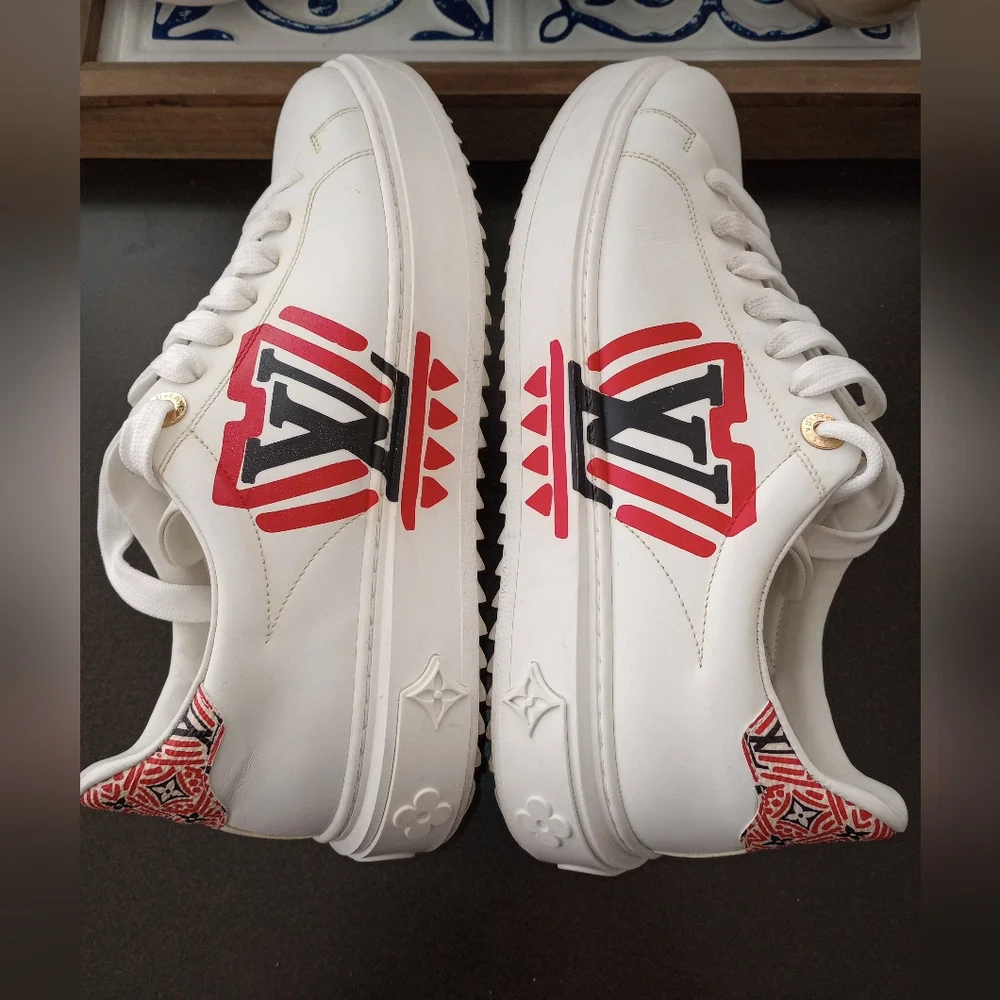 Louis Vuitton Crafty Time Out Sneakers Leather - Picture 3 of 10